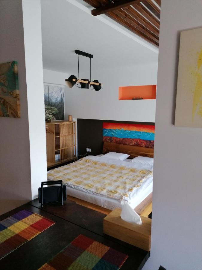 Wooden Touch Studio Brasov Luaran gambar